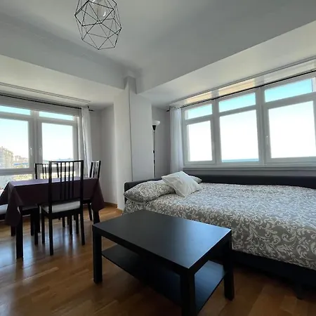 Primera Linea De Playa De Riazor * ア・コルーニャ