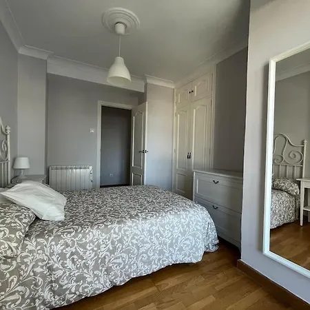 アパート Primera Linea De Playa De Riazor ア・コルーニャ